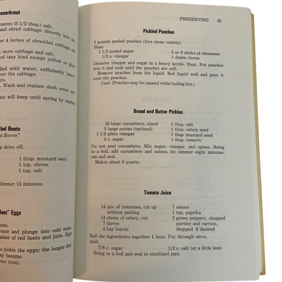 Melting Pot Of Mennonite Cookery Hardcover Edna Kaufman Vintage 1974 - Picture 5 of 12